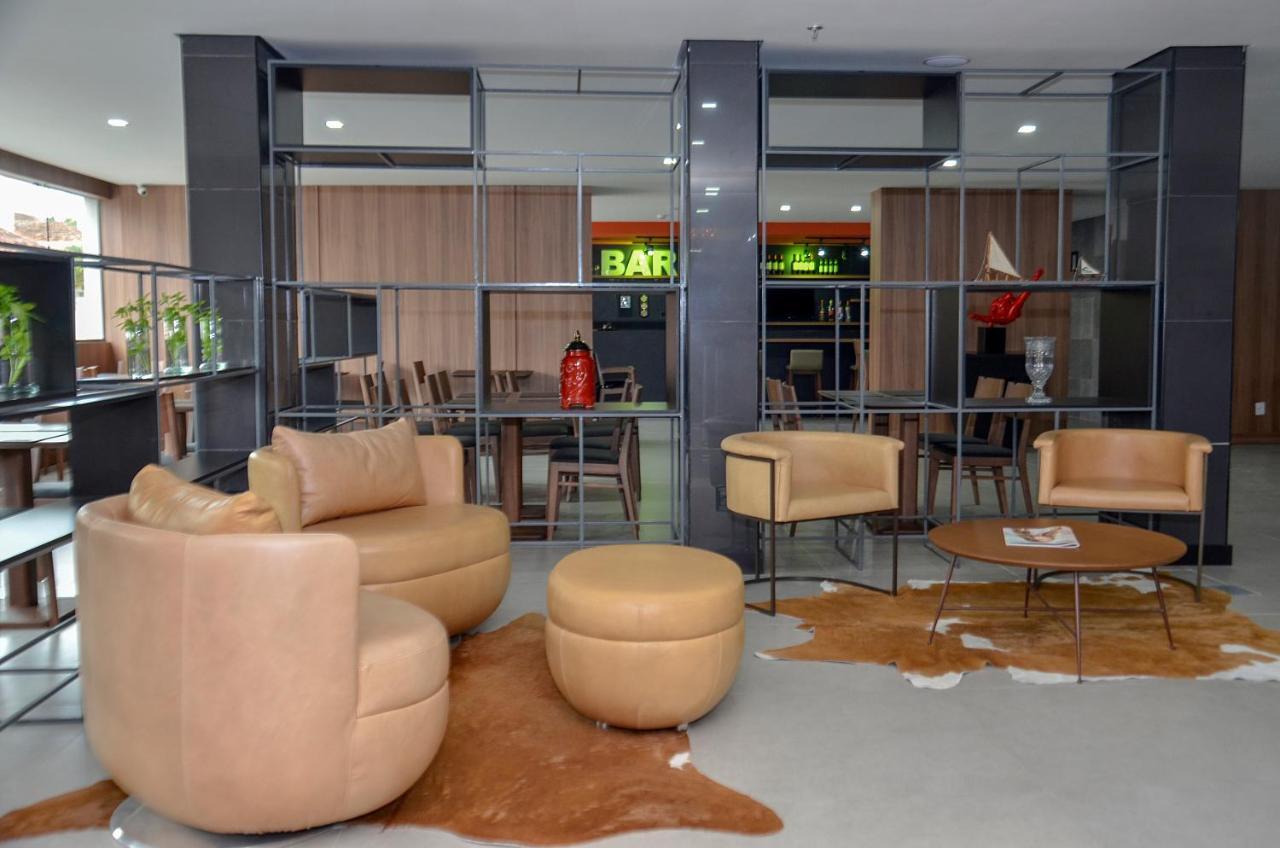 M Tower Hotel ペロタス エクステリア 写真